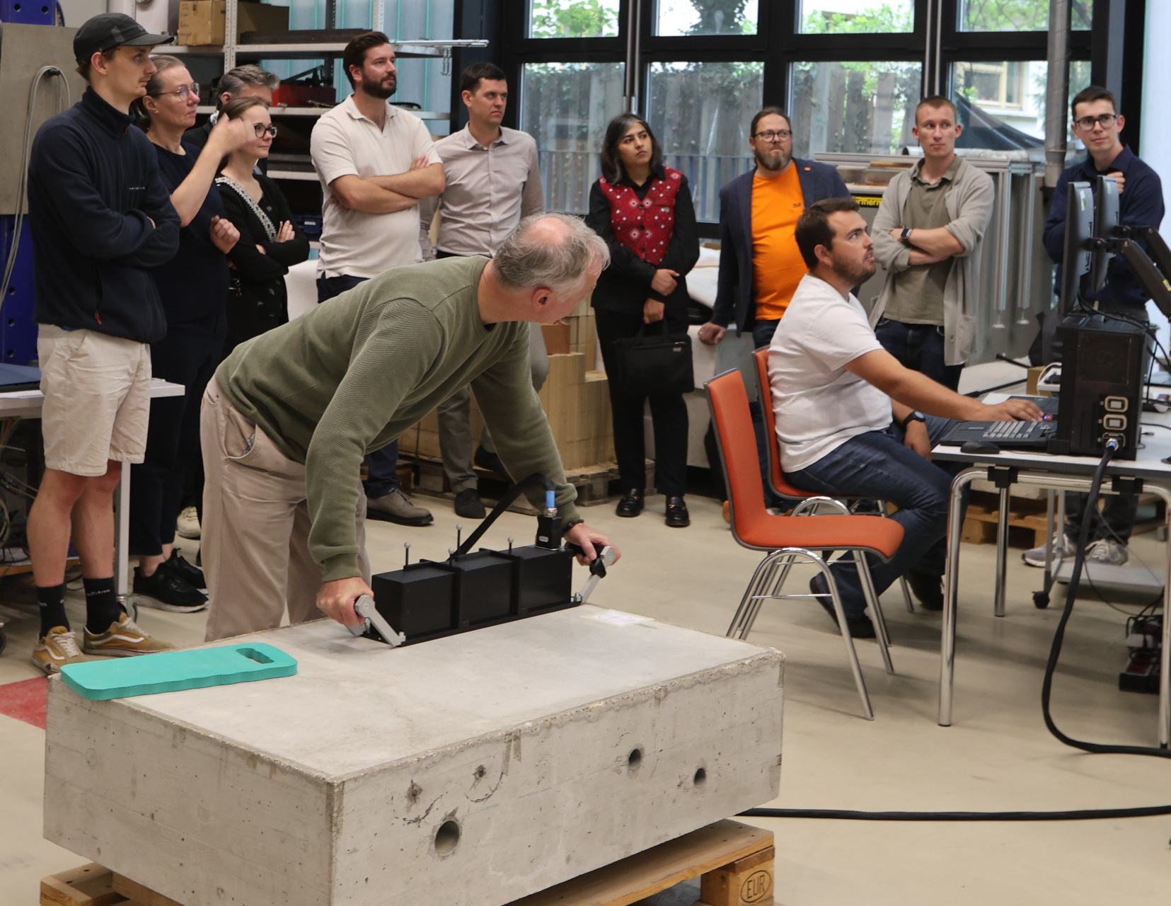 group-photo measurement